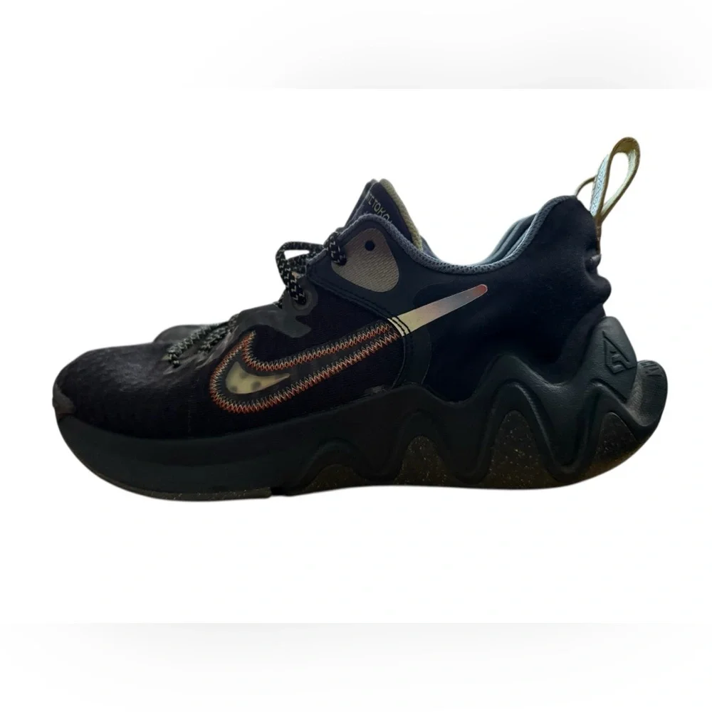 Nike Giannis Immortality 